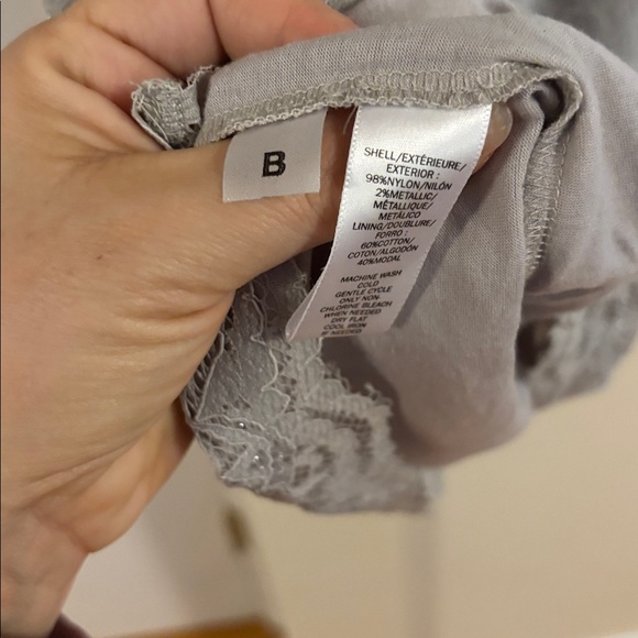 LOFT Lace Overlay Gray Tank Top - Picture 4 of 6